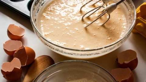 Saftiger Zimtkuchen mit Apfel 4 zimtkuchen-teig-fertig