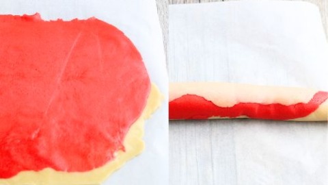 Weihnachtliche Zuckerstangen-Kekse 6 rot-weiß-teig-kekse-gerollt