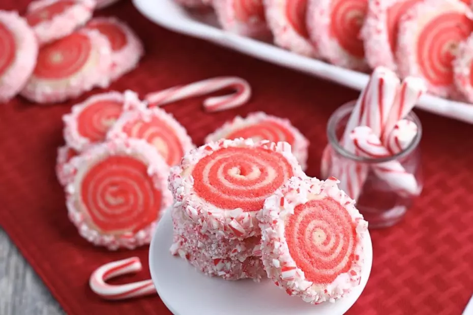 zuckerstangen-rot-weiss-kekse-rezept-oma-kocht
