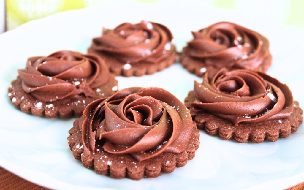 Frische Schwarze-Johannisbeer-Torte - Oma Kocht