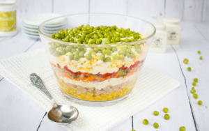 Omas beliebter Schichtsalat 3 schichtsalat oma-rezept
